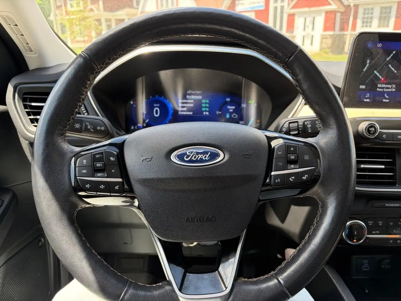 Ford Escape снимка Ford Escape