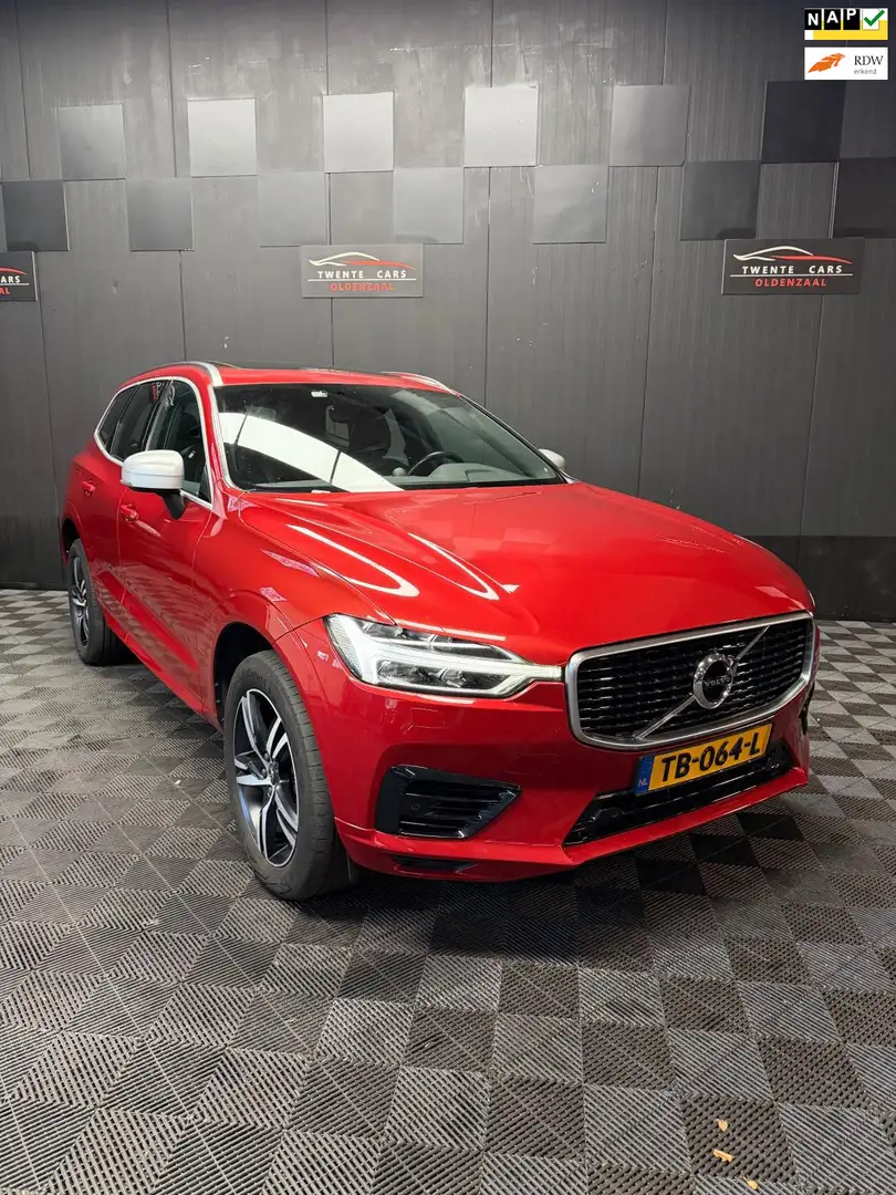 Volvo XC60 2.0 T8 Twin Engine AWD R-Design | Pano | B&W | Orange - 1