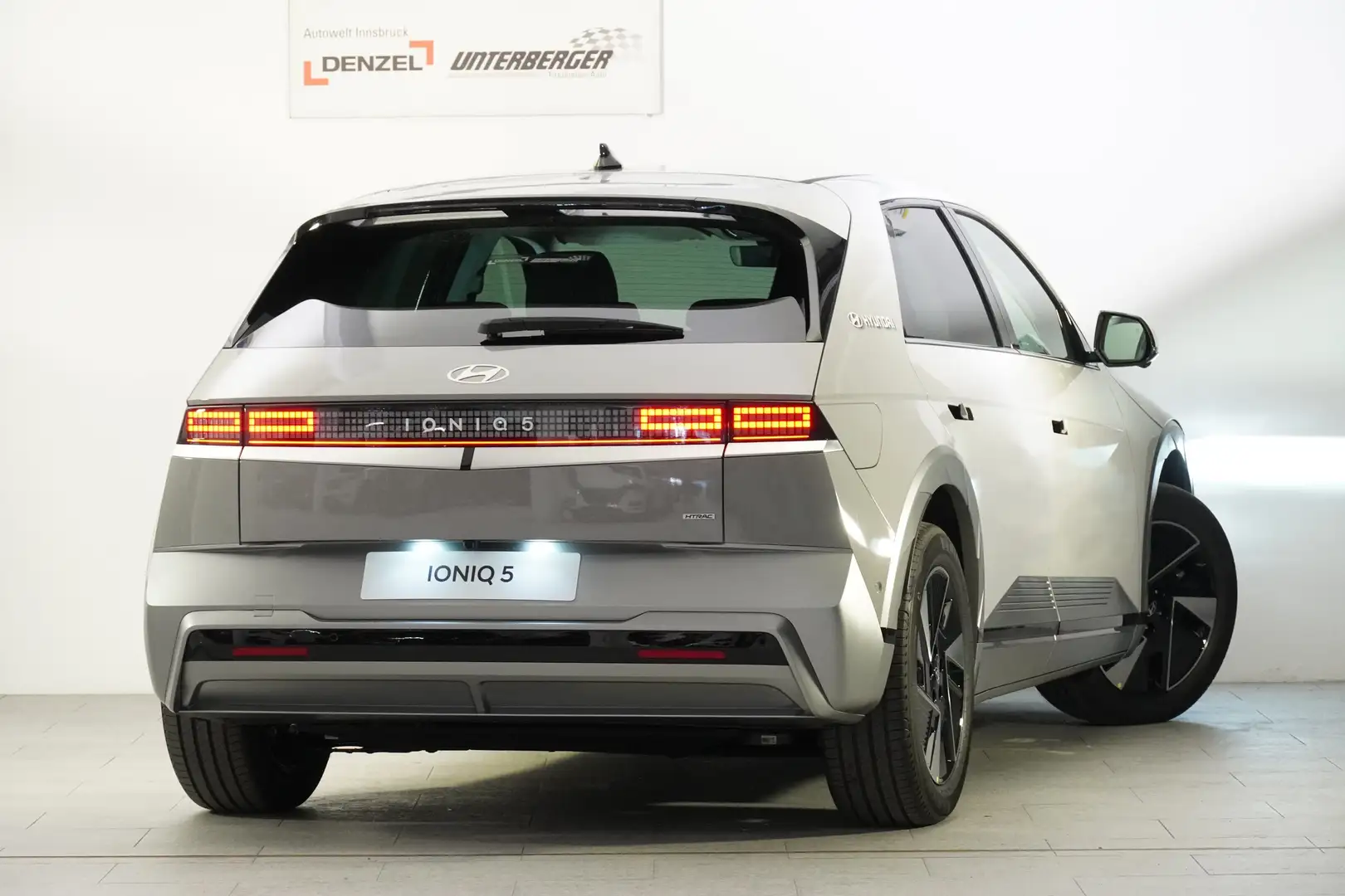 Hyundai IONIQ 5 Prestige Line 84kWh 4WD i5p52-PP2-OO1 Grau - 2