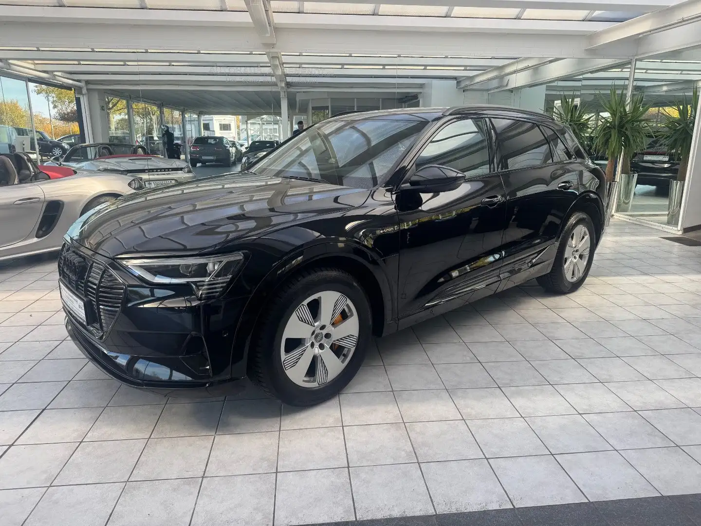 Audi e-tron 55 quattro advanced Vollausstattung Nacht Schwarz - 1