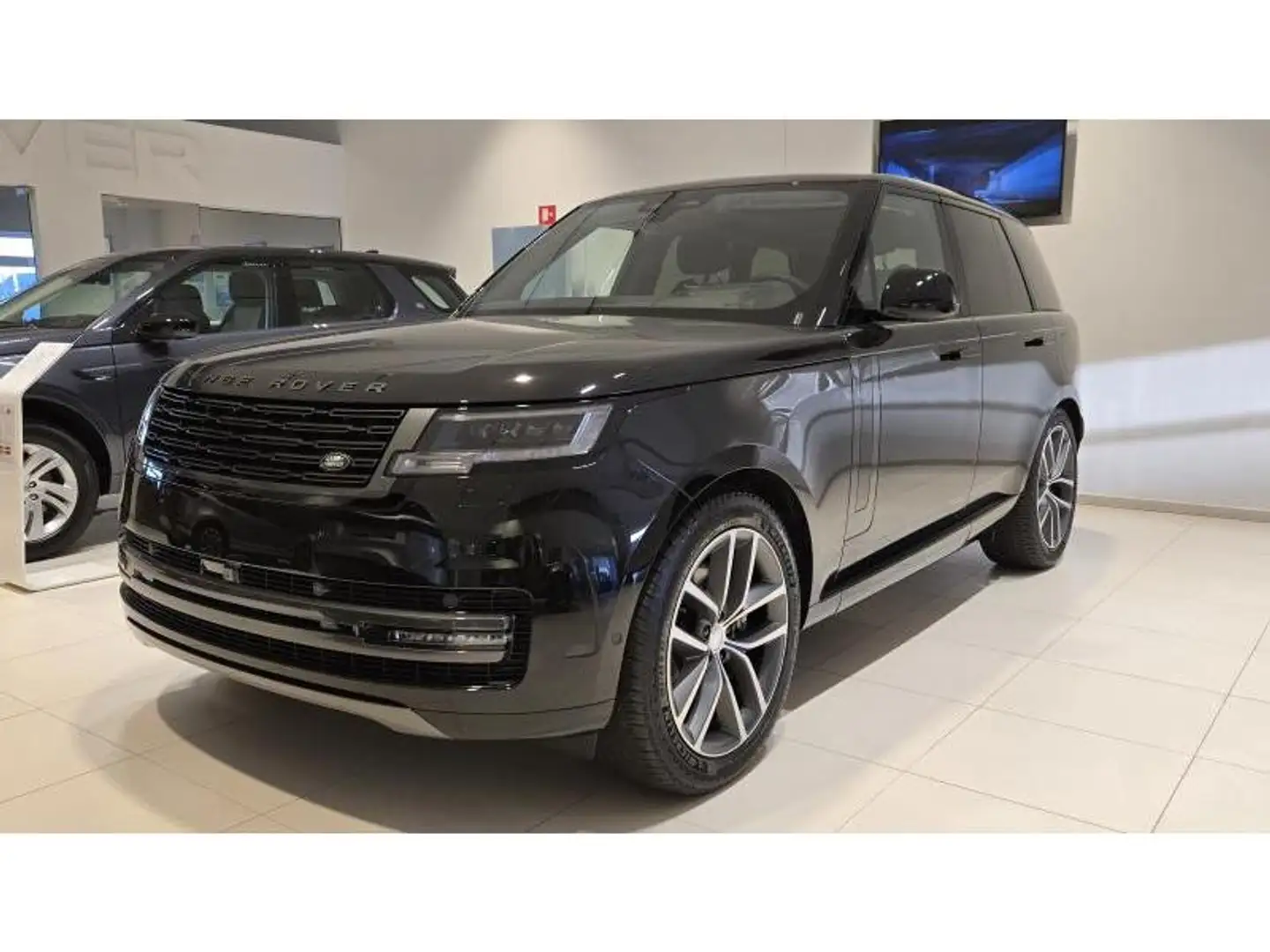 Land Rover Range Rover P460e AWD Auto HSE Zwart - 1