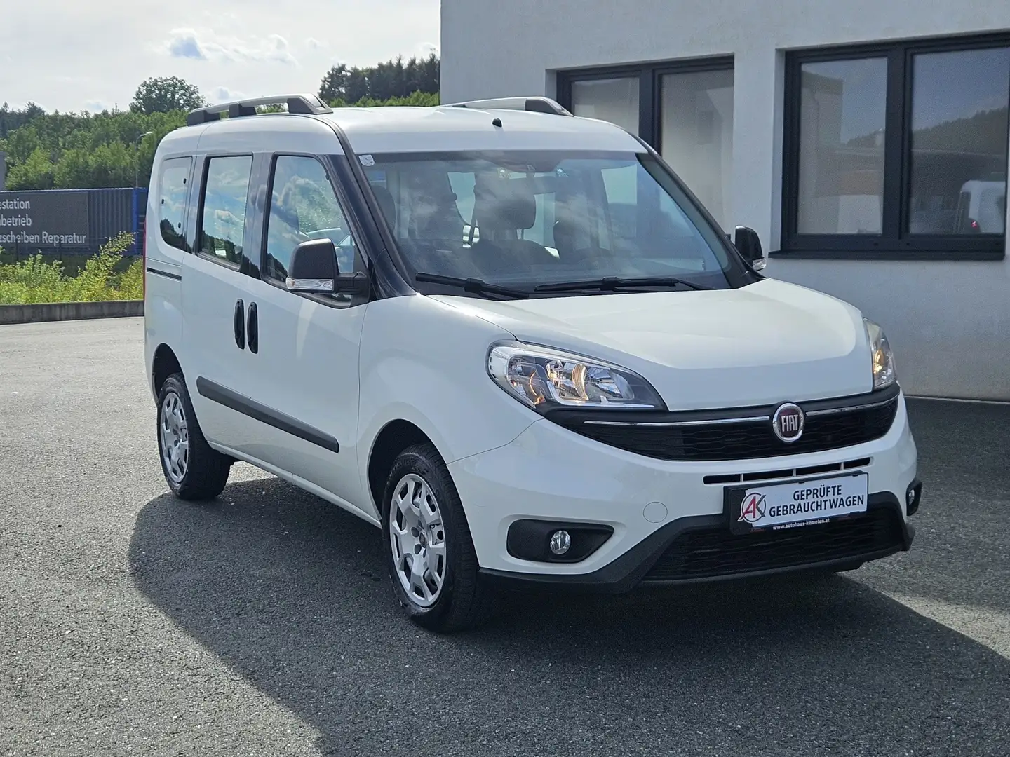 Fiat Doblo Weiß - 1