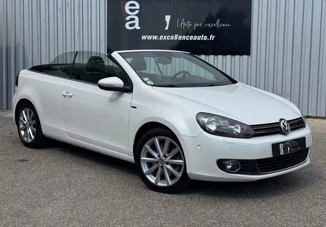 Volkswagen Golf VI CABRIOLET 2.0 TDI 140CH BLUEMOTION FAP CARAT