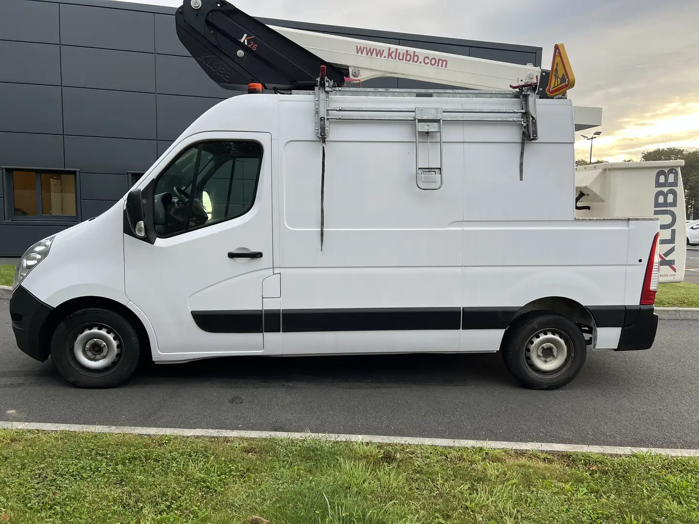 Renault Master FGN L2H2 NACELLE 3.5t 2.3 dCi 130 E6  GRAND CONFOR Fehér - 2