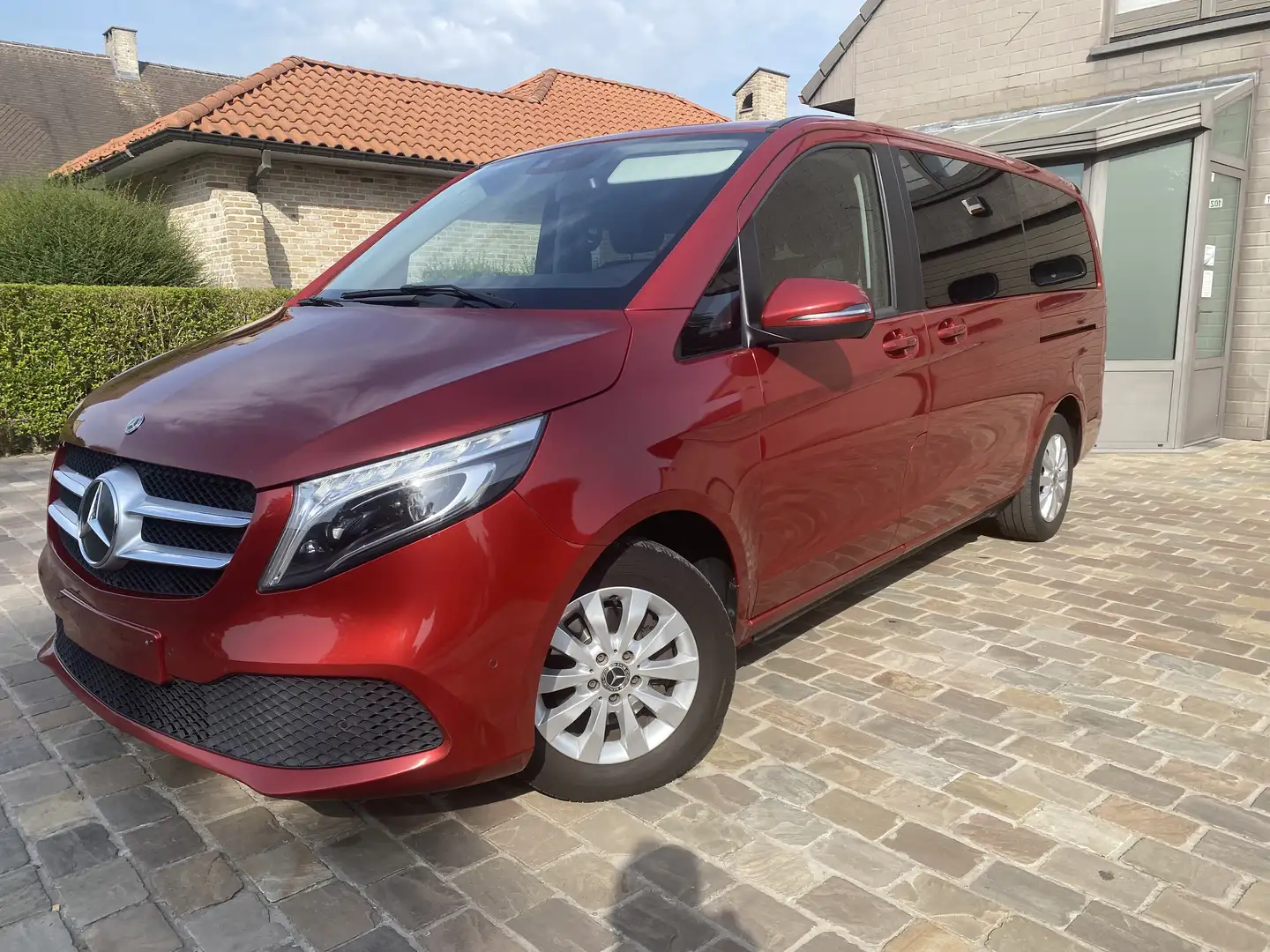 Mercedes-Benz V 220 V 220 d Extralang 9G-TRONIC Avantgarde 2020 Rouge - 1