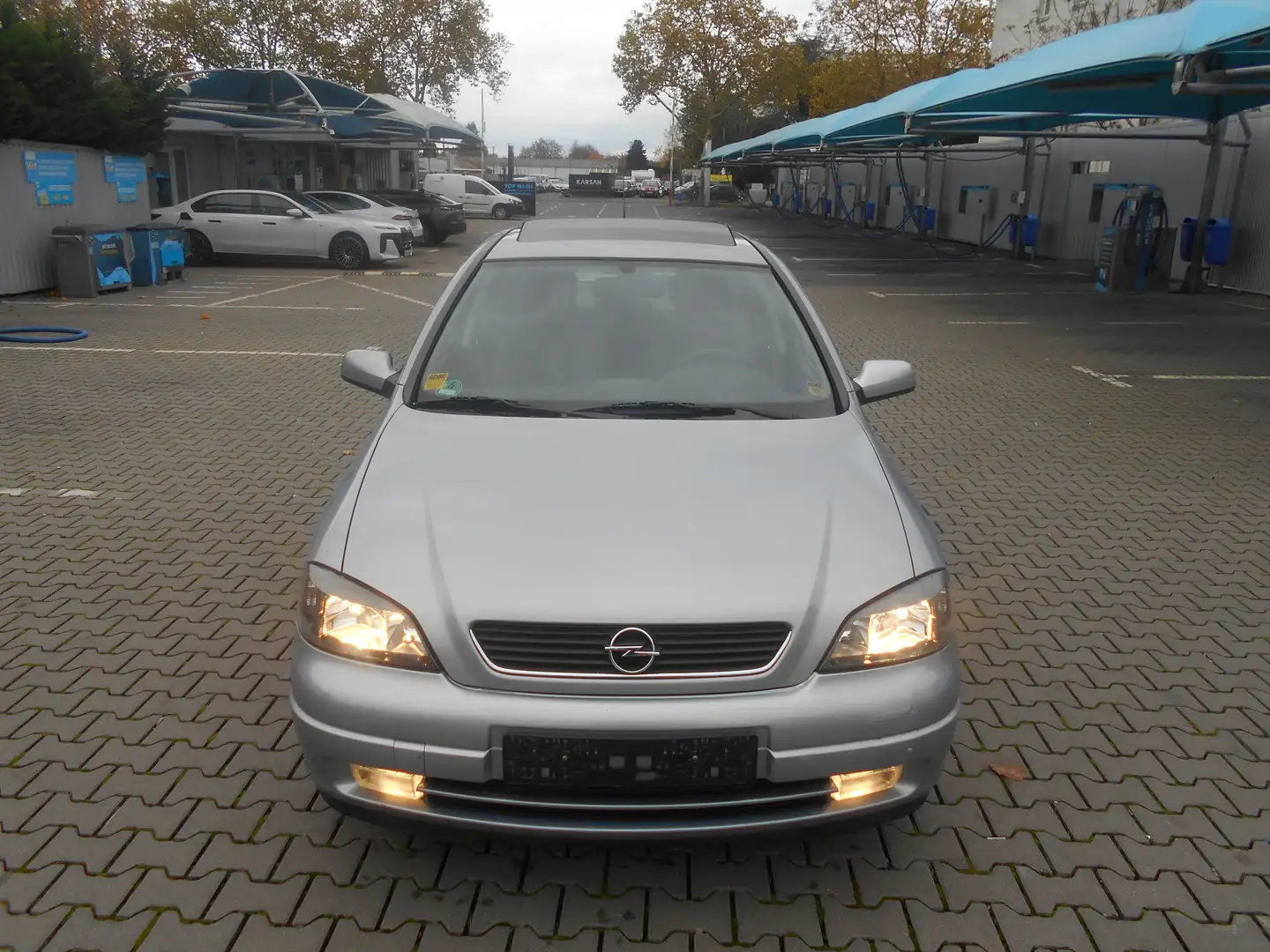 Opel Astra Astra 1.6 Comfort/KLIMA/HU/AU BIS 2027 Silber - 1