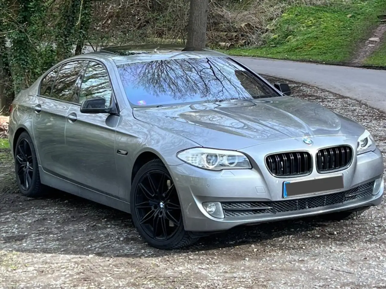 BMW 528