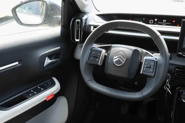 Citroen C3 view 12