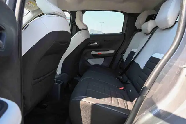 Citroen C3 view 11