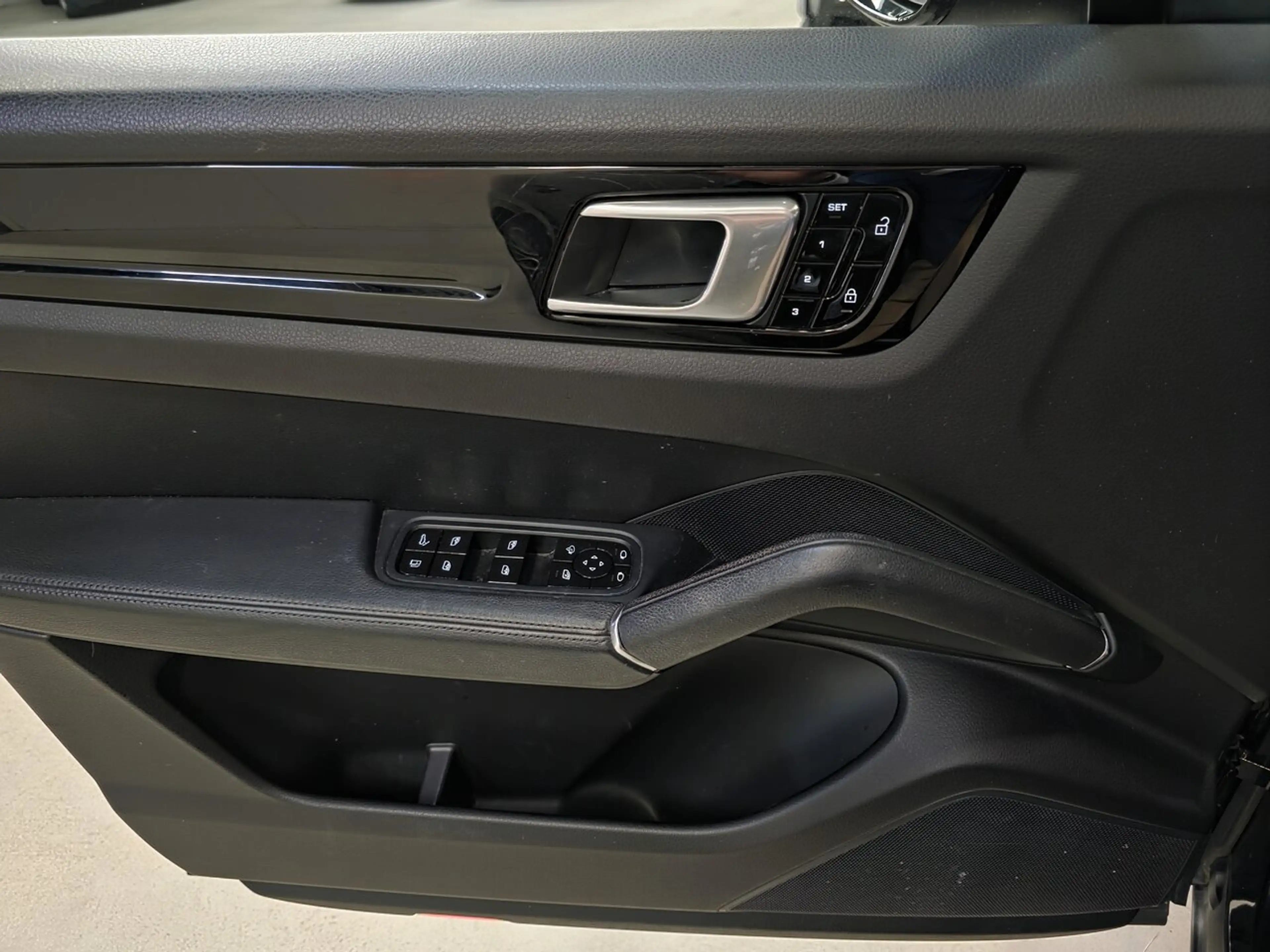 Porsche Cayenne Coupé e-Hybrid - PASM - Topstaat! 1Ste Eig! — photo 21