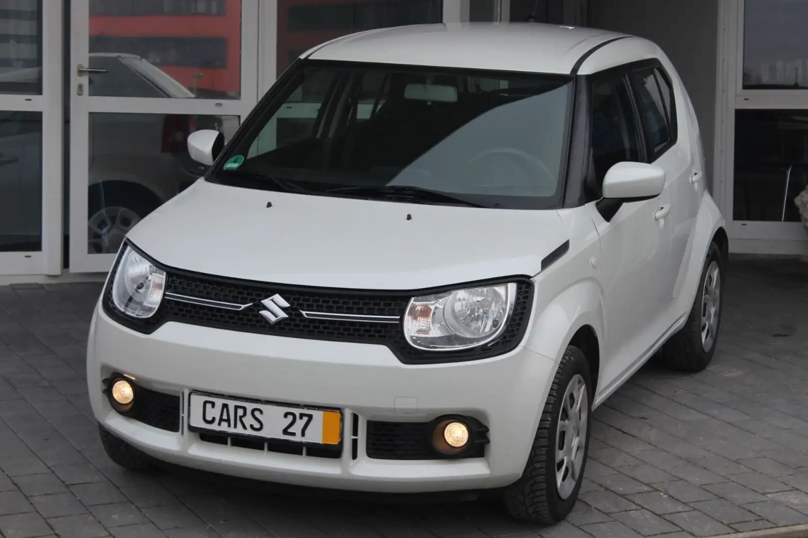 Suzuki Ignis 5-trg. 1.Hand Klima MFL 90PS NSW Bílá - 1