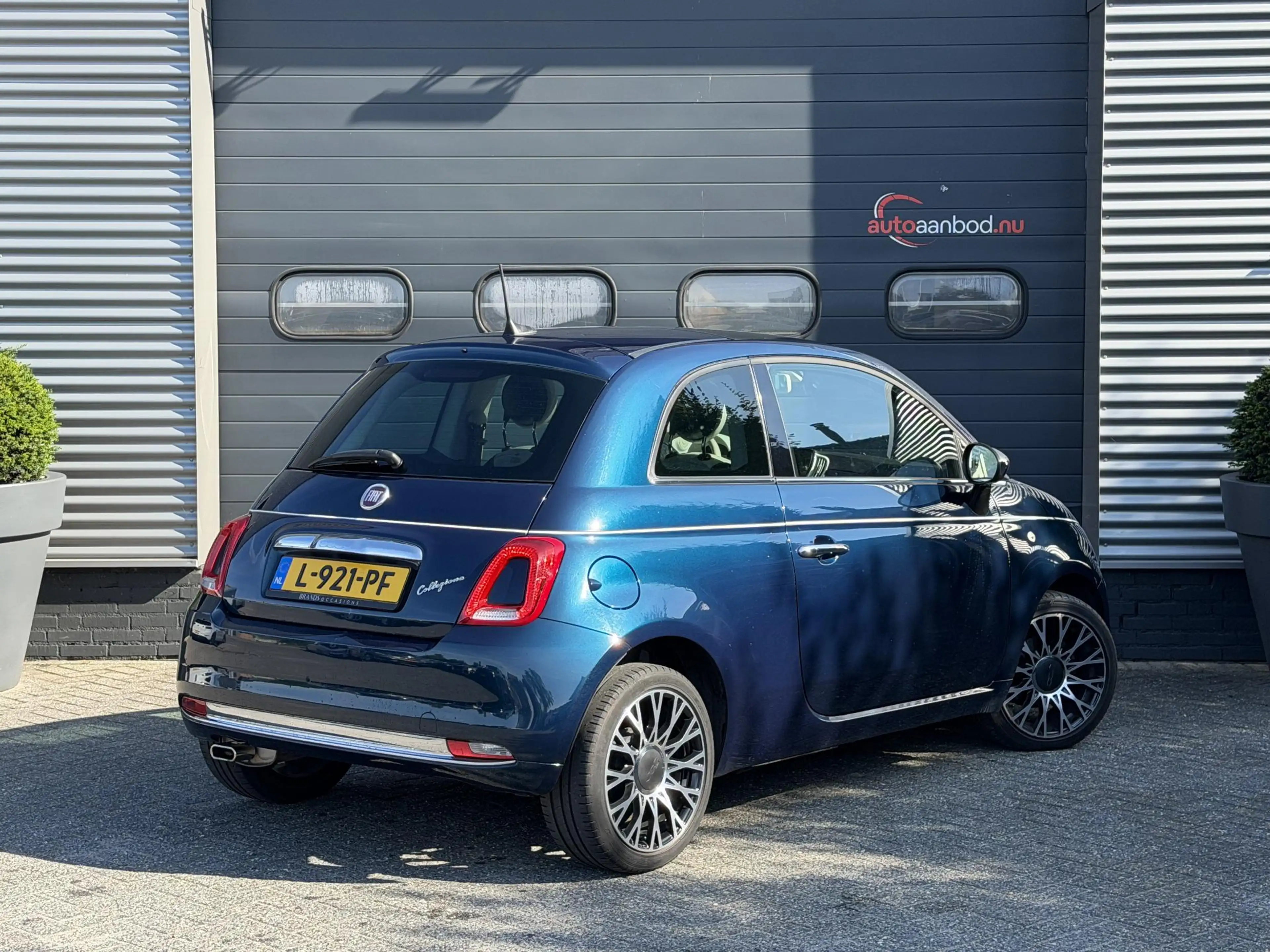 Fiat 500 1.2 Lounge | Panoramadak | Navigatie | Parkeersens — photo 2