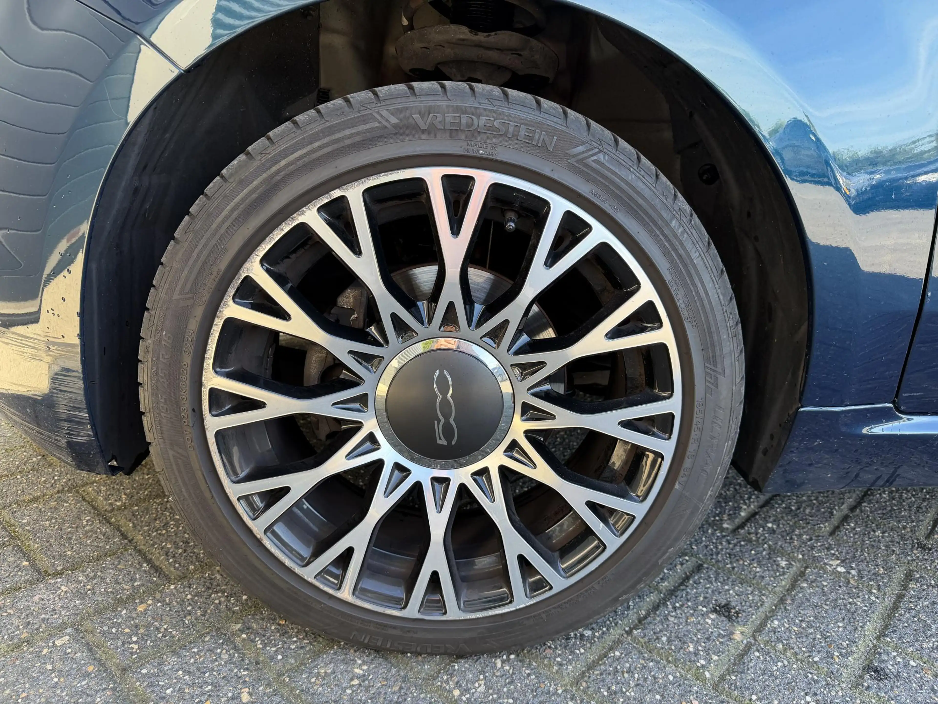 Fiat 500 1.2 Lounge | Panoramadak | Navigatie | Parkeersens — photo 9