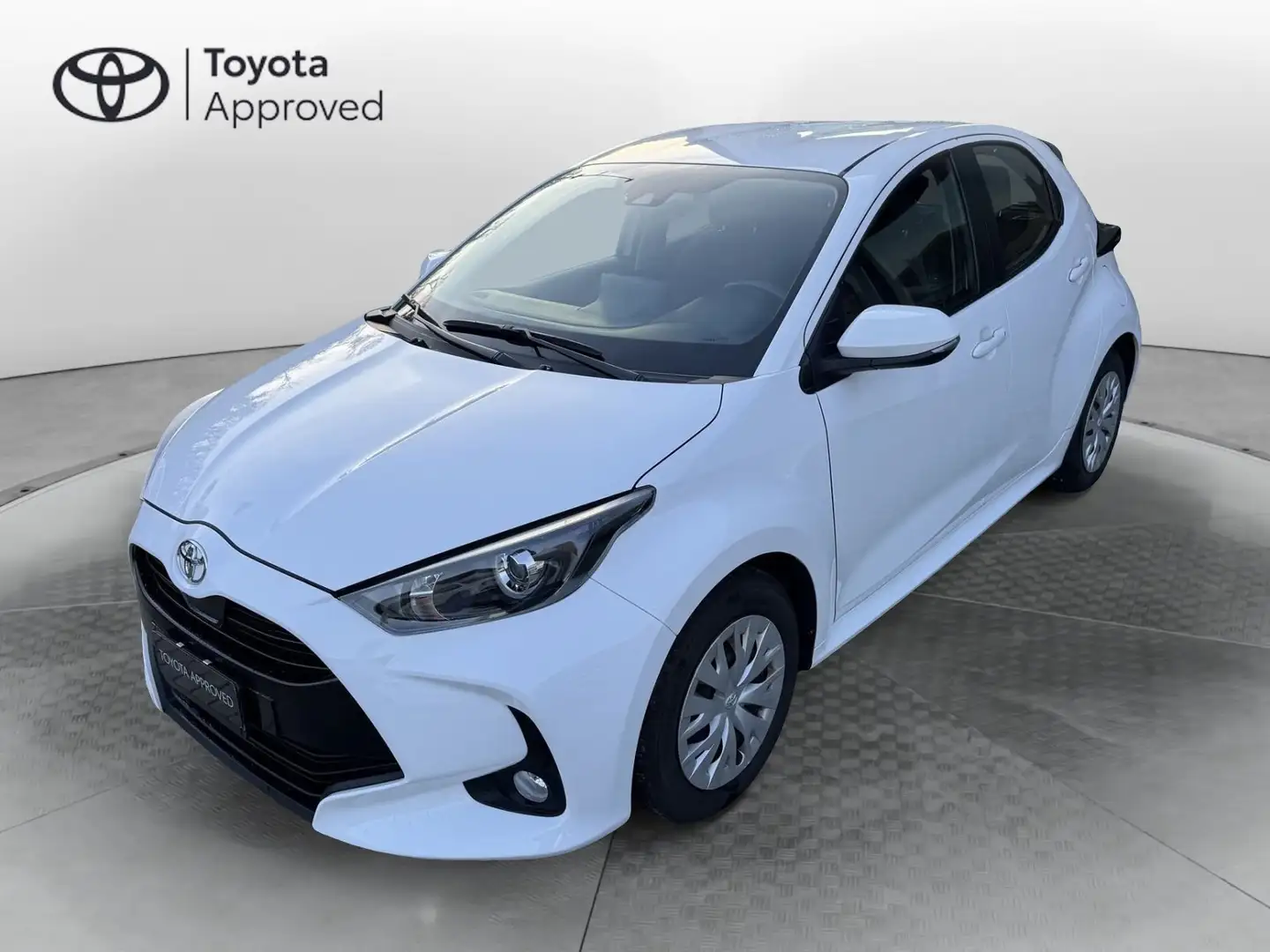 Toyota Yaris Yaris 1.0 5 porte Active Blanc - 1