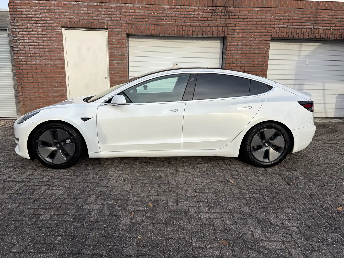 Tesla Model 3 Tesla Model 3 2019 Wit Long Range trekhaak soh 86% Wit - 1