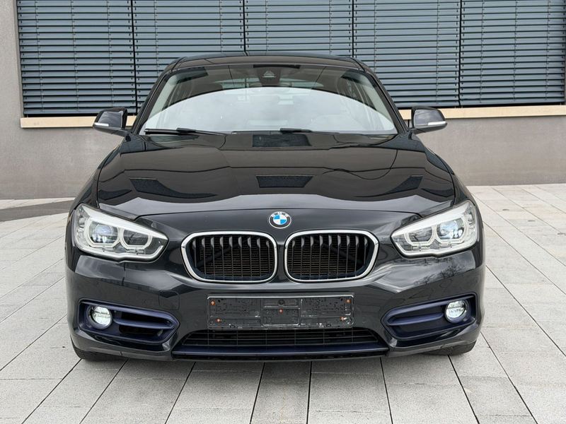BMW 118 i Sport Line*LED*NAVI*Automatik*SHZ*ALU* — photo 2