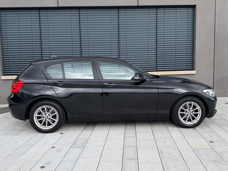 BMW 118 i Sport Line*LED*NAVI*Automatik*SHZ*ALU* — photo 5