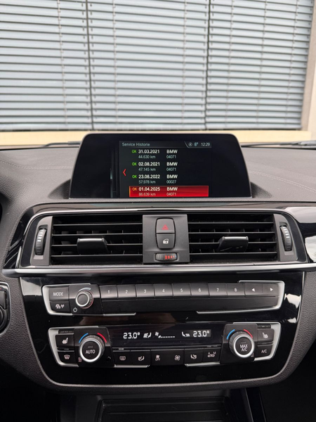 BMW 118 i Sport Line*LED*NAVI*Automatik*SHZ*ALU* — photo 15
