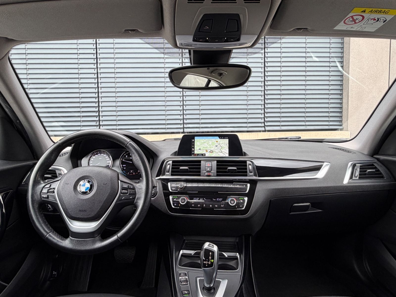 BMW 118 i Sport Line*LED*NAVI*Automatik*SHZ*ALU* — photo 11