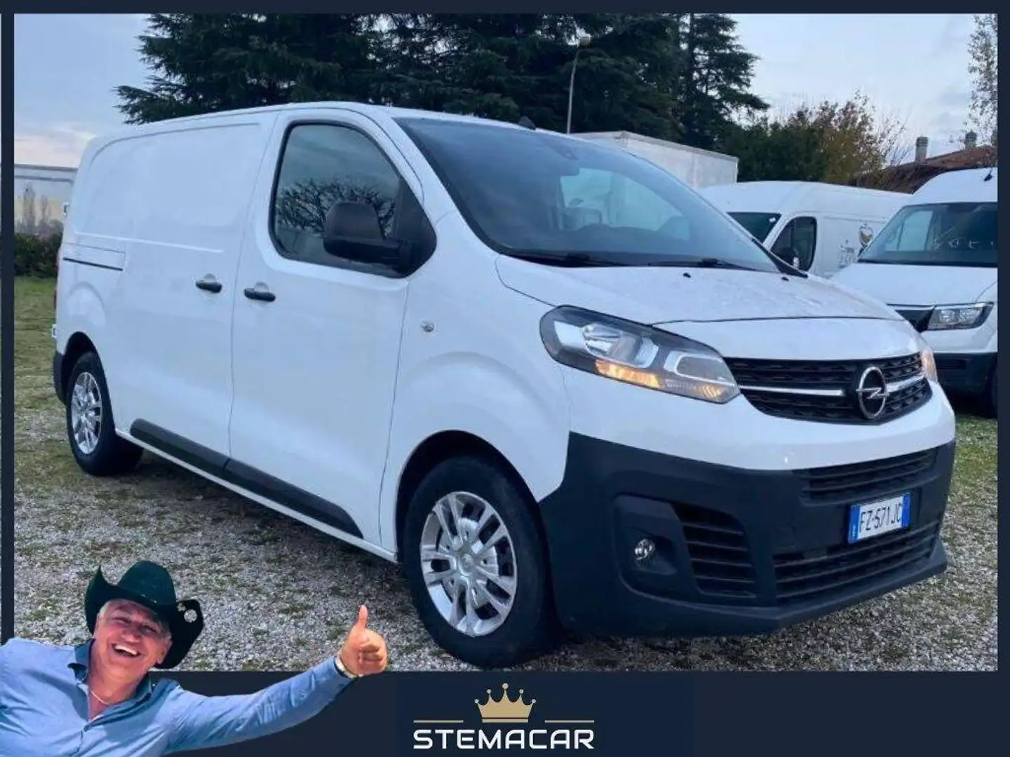 Opel Vivaro 35 LH2 2.3 mjt 140cv E6d-temp +iva Weiß - 1