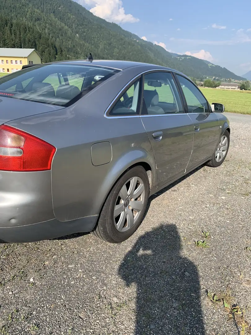 Audi A6 2,5 V6 TDI - 1
