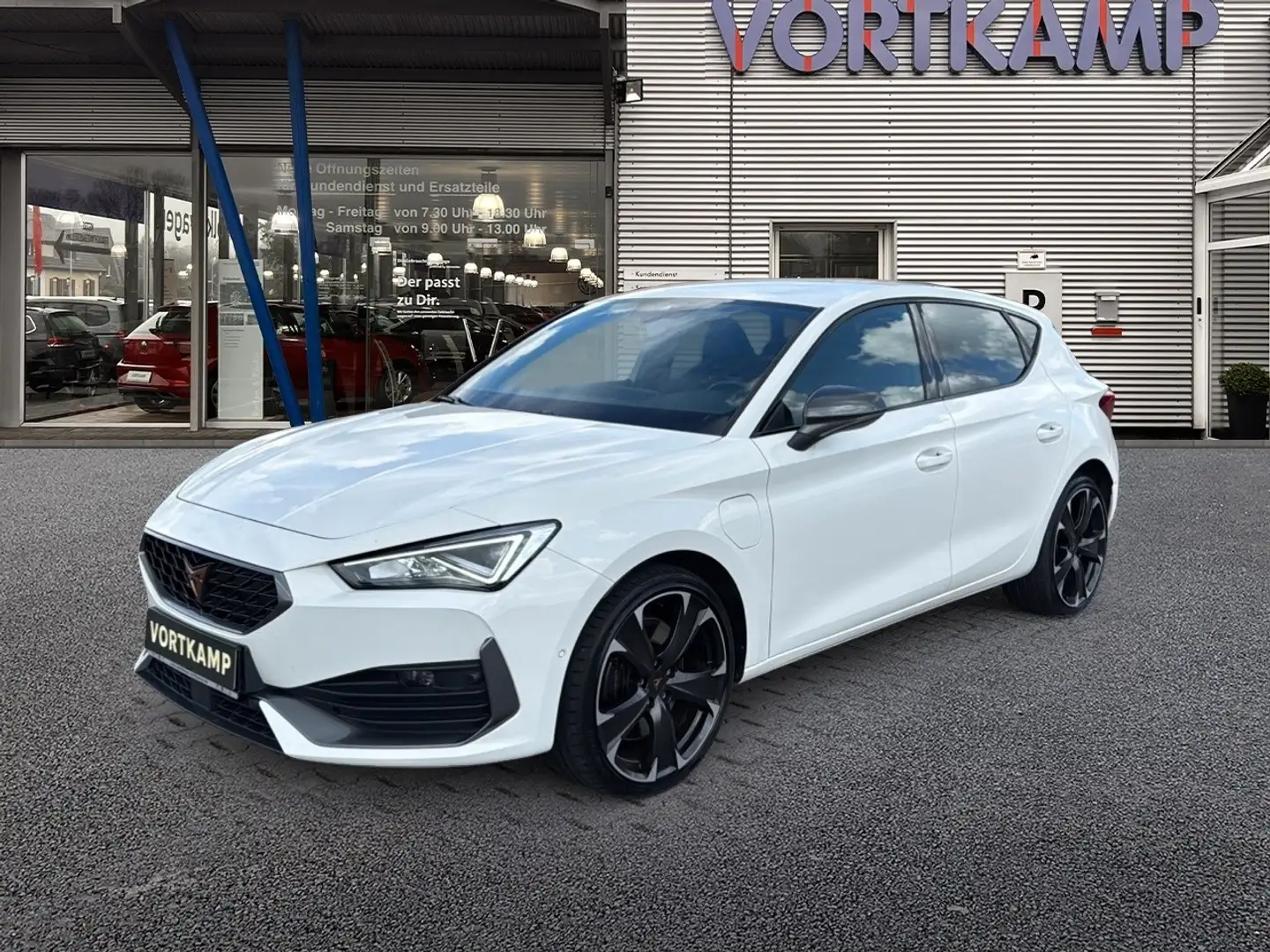 CUPRA Leon e-Hybrid Memory/VisionPlus/FullLink Weiß - 2
