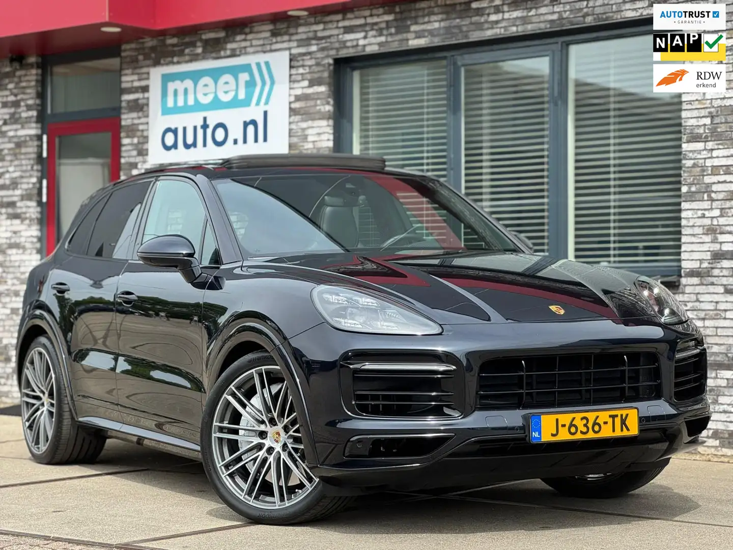 Porsche Cayenne 3.0 E-Hybrid SPORT DESIGN l PANO l BOSE l ACHTERAS Bleu - 1