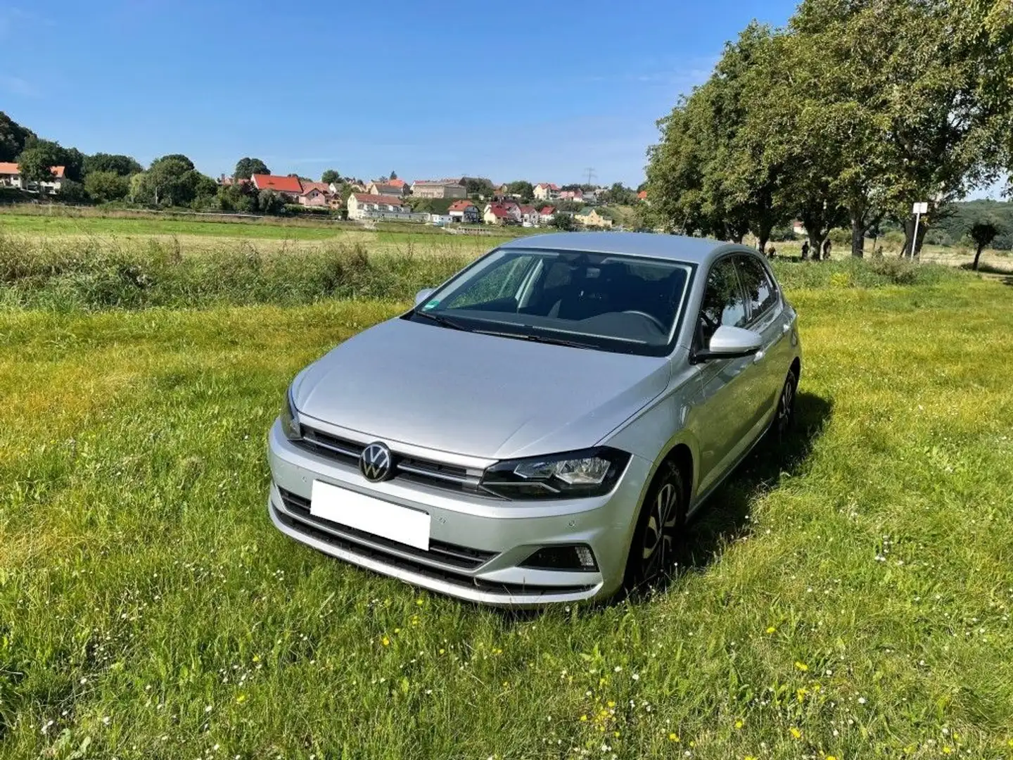 Volkswagen Polo 1.0 TSI OPF Comfortline Silber - 1