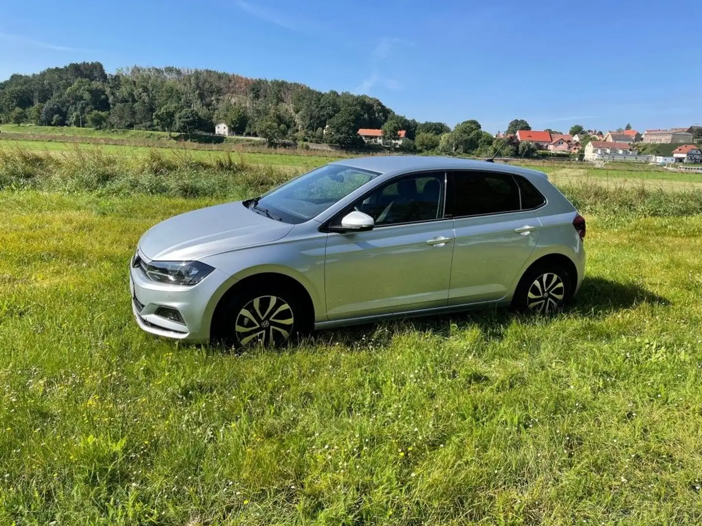 Volkswagen Polo 1.0 TSI OPF Comfortline Silber - 2