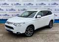 Mitsubishi Outlander 220DI-D Motion 2WD Beyaz - thumbnail 1