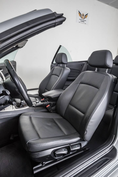 BMW 118 Cabriolet / 2.0L Essence — photo 11