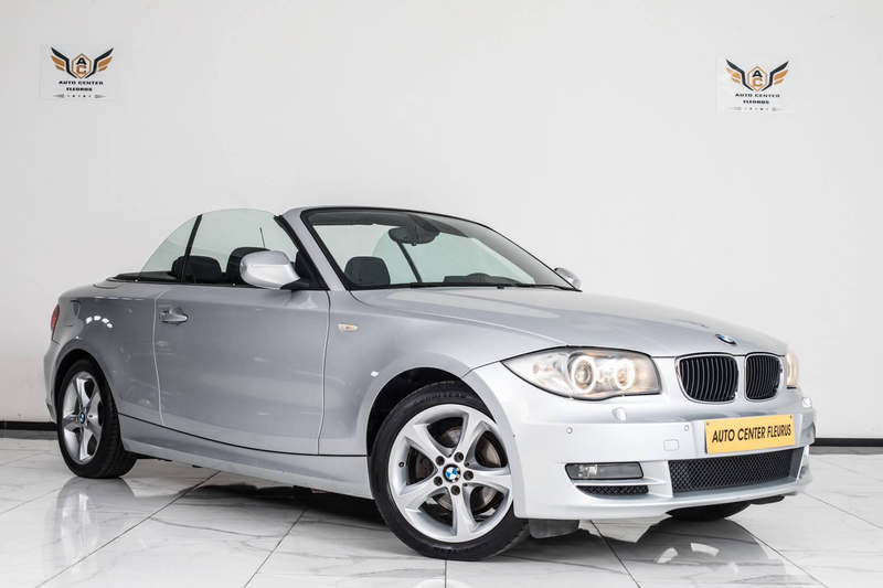 BMW 118 Cabriolet / 2.0L Essence — photo 4