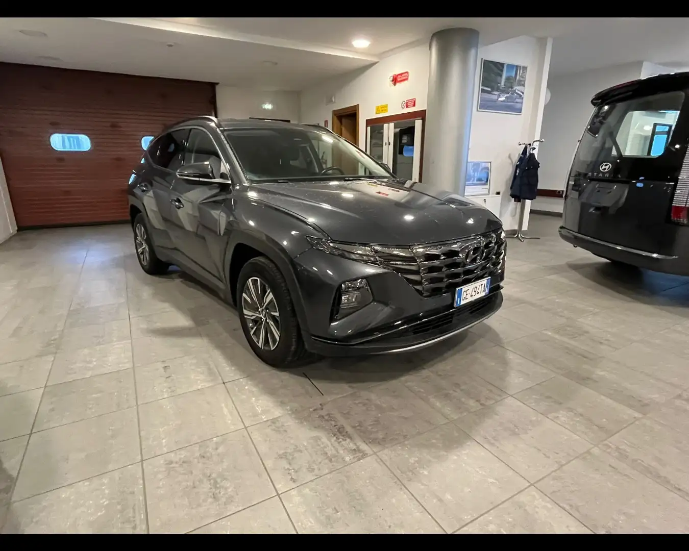 Hyundai TUCSON 1.6 hev Xline 4wd auto Gris - 1