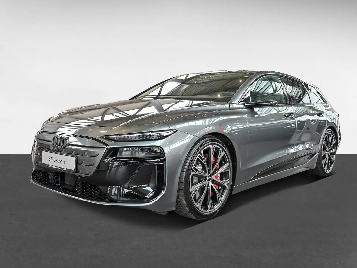 Audi S6 Avant e-tron 370 kW Gri - 1