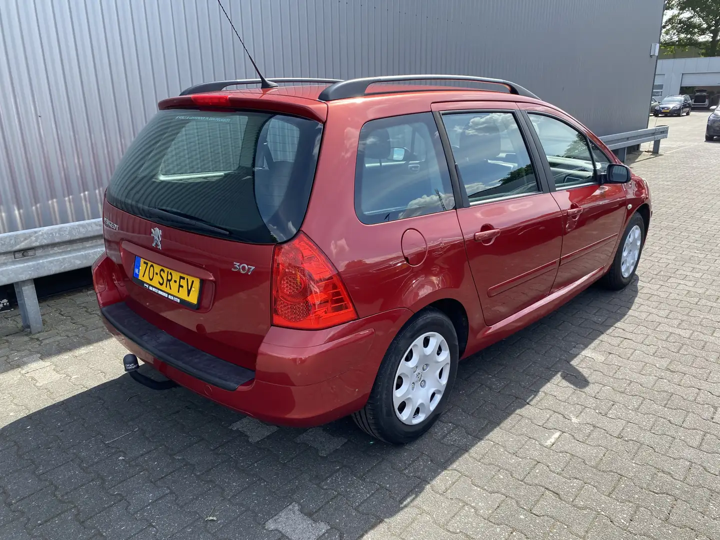 Peugeot 307 Break 1.4-16V XS INRUILKOOPJE! Clima, CC, Trekh, n Rouge - 2