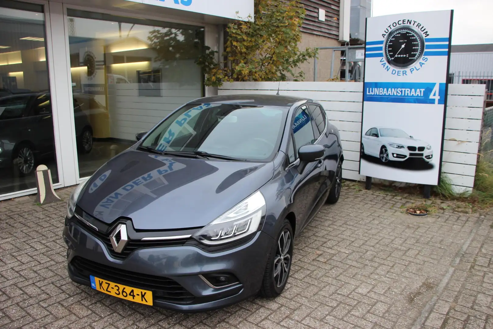 Renault Clio 1.2 TCe Intens Gris - 1