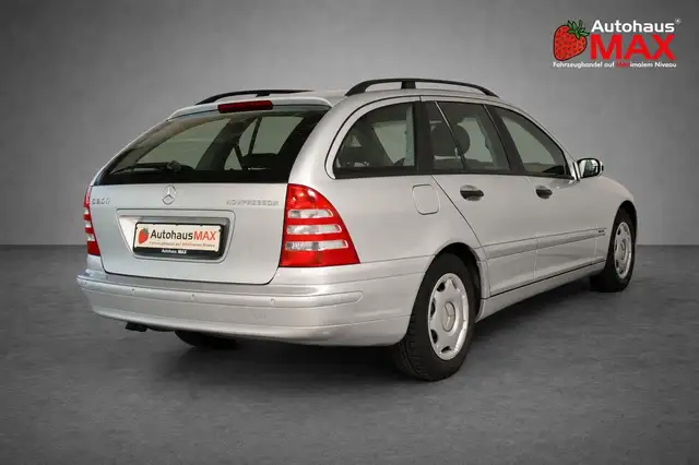 Mercedes-Benz C view 6