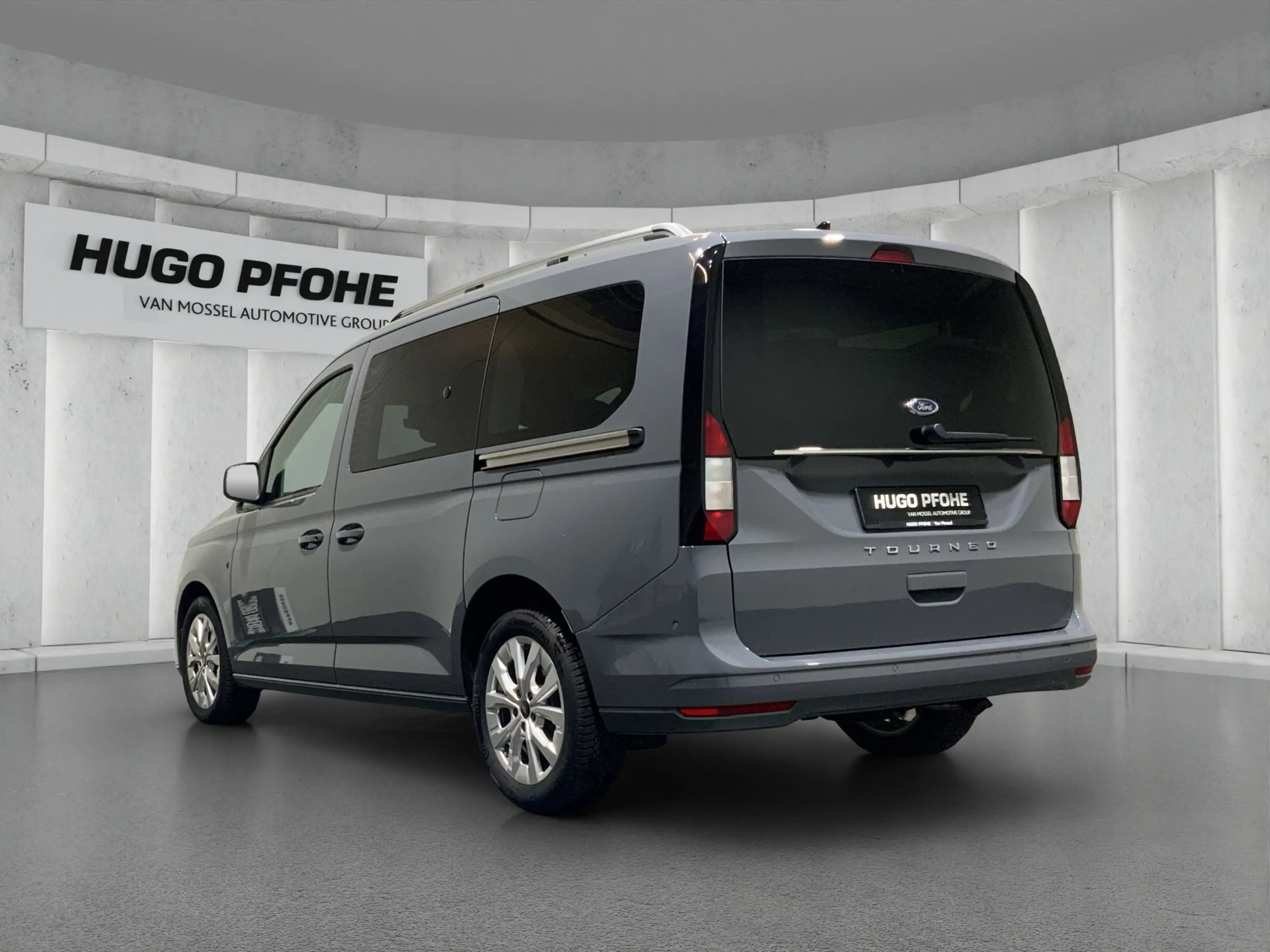 Ford Grand Tourneo Connect Titanium Aut.*AHK*ACC*KAM*NAVI*SHZ — photo 3