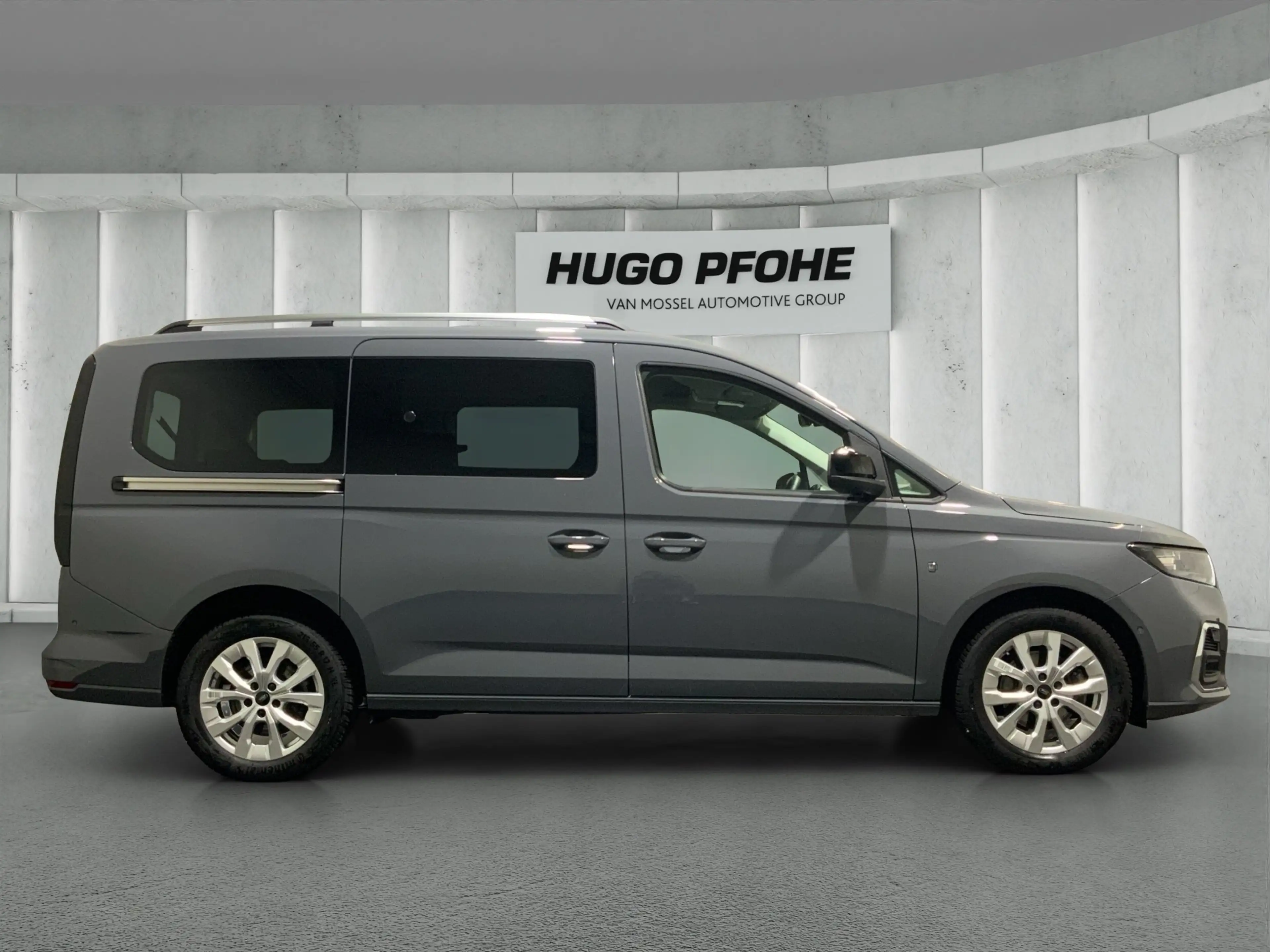 Ford Grand Tourneo Connect Titanium Aut.*AHK*ACC*KAM*NAVI*SHZ — photo 6