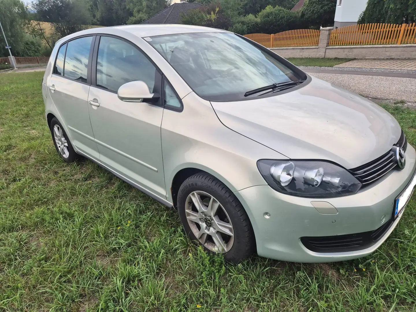 Volkswagen Golf Plus Golf Plus Comfortline 1,2 TSI DSG Comfortline Grau - 2