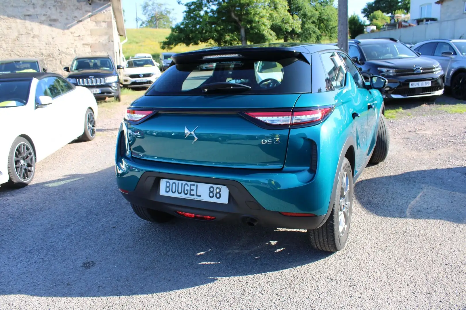 DS Automobiles DS 3 Crossback ESSENCE 1L2 MONTMARTRE 100 CV GPS MIRROR LINK USB  Kék - 2