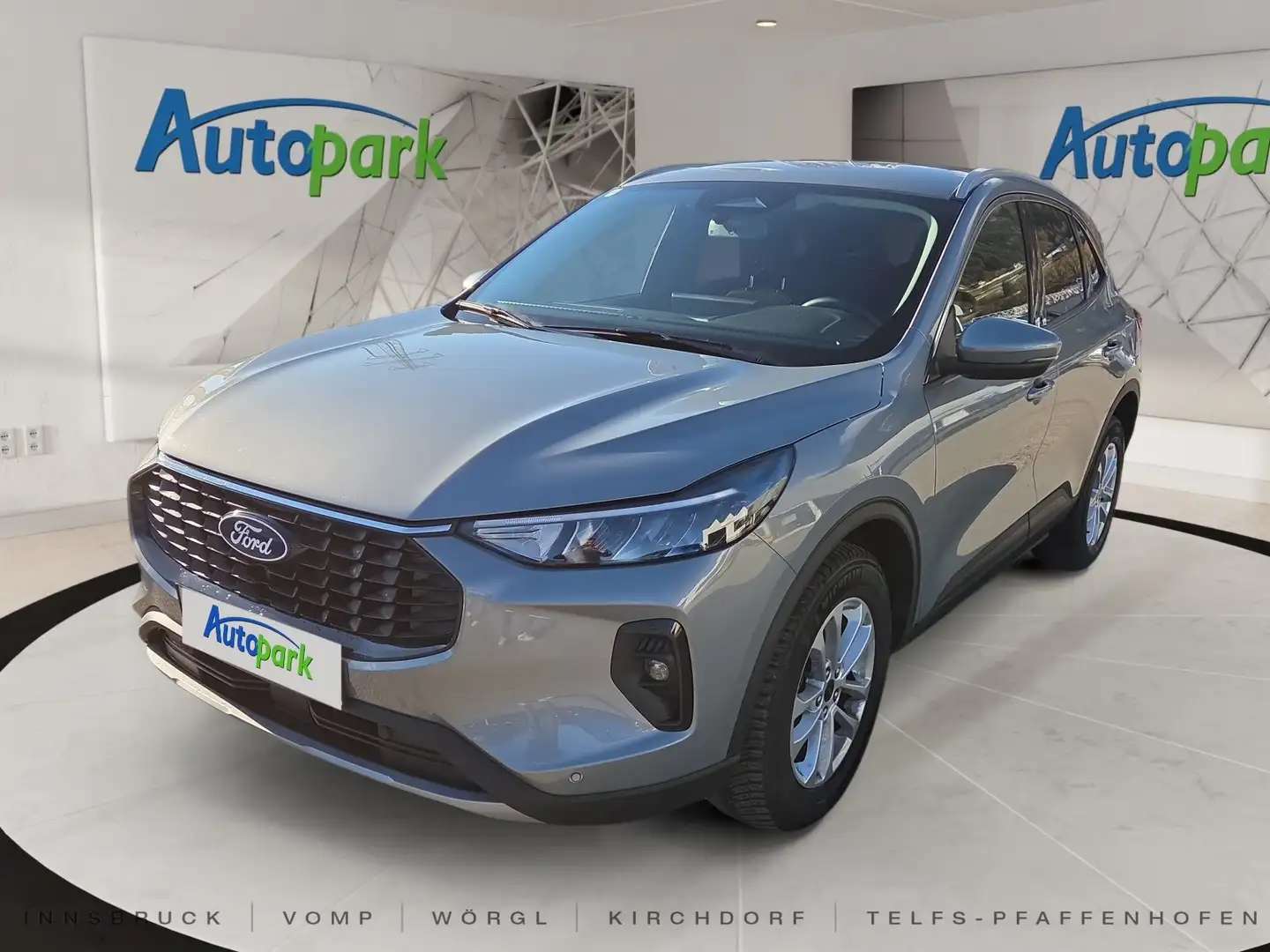 Ford Kuga Titanium Hybrid Grau - 1