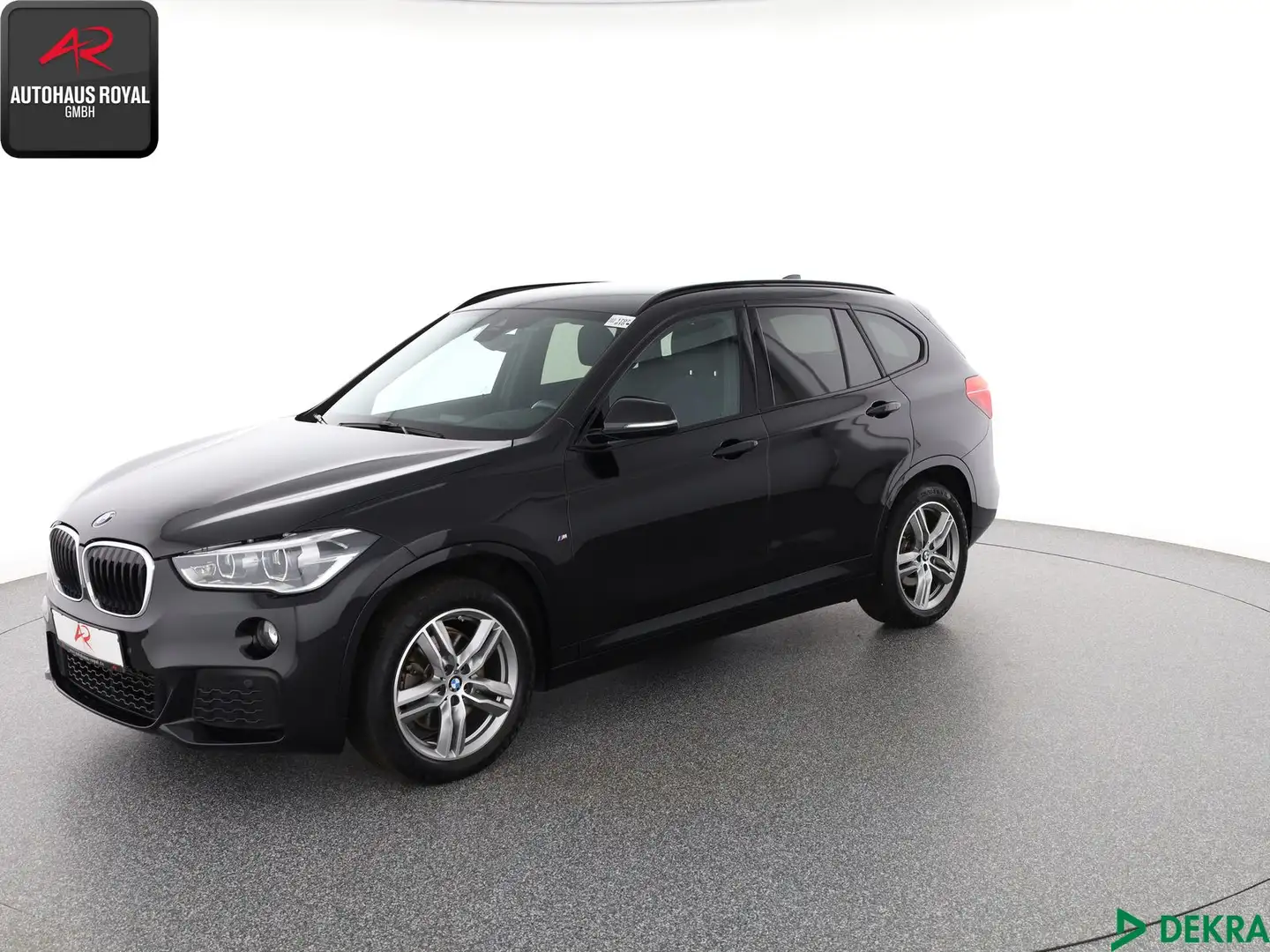 BMW X1 X1 xDrive20i M SPORT KEYLESS,HIFI,SCHECKHEFT,LED Schwarz - 1