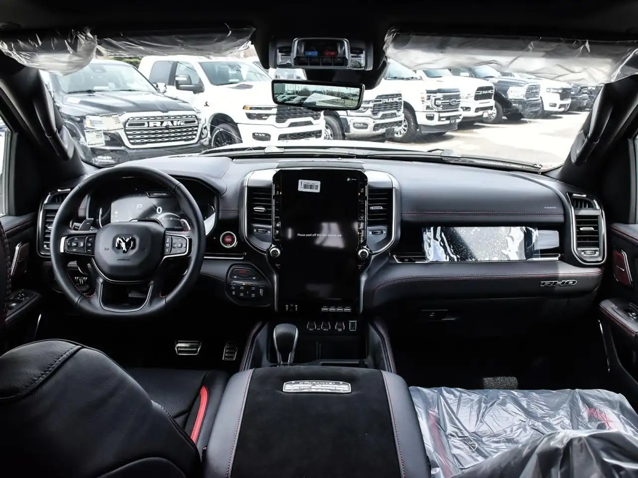 RAM 1500 снимка RAM 1500