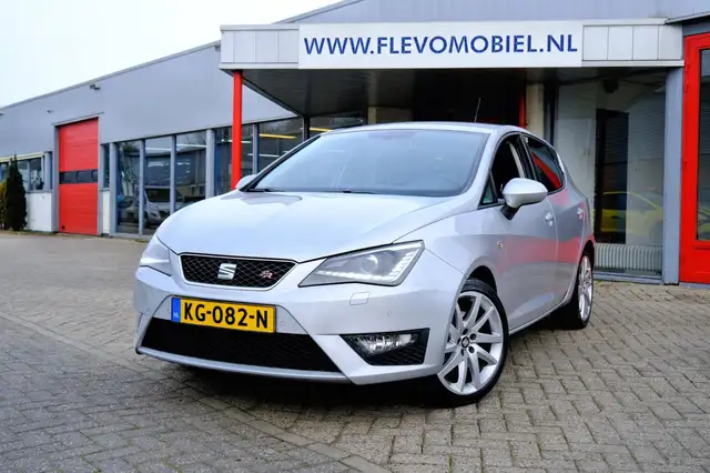 SEAT Ibiza 1.0 EcoTSI FR Connect Aut. Xenon|Navi|CarPlay|Clim