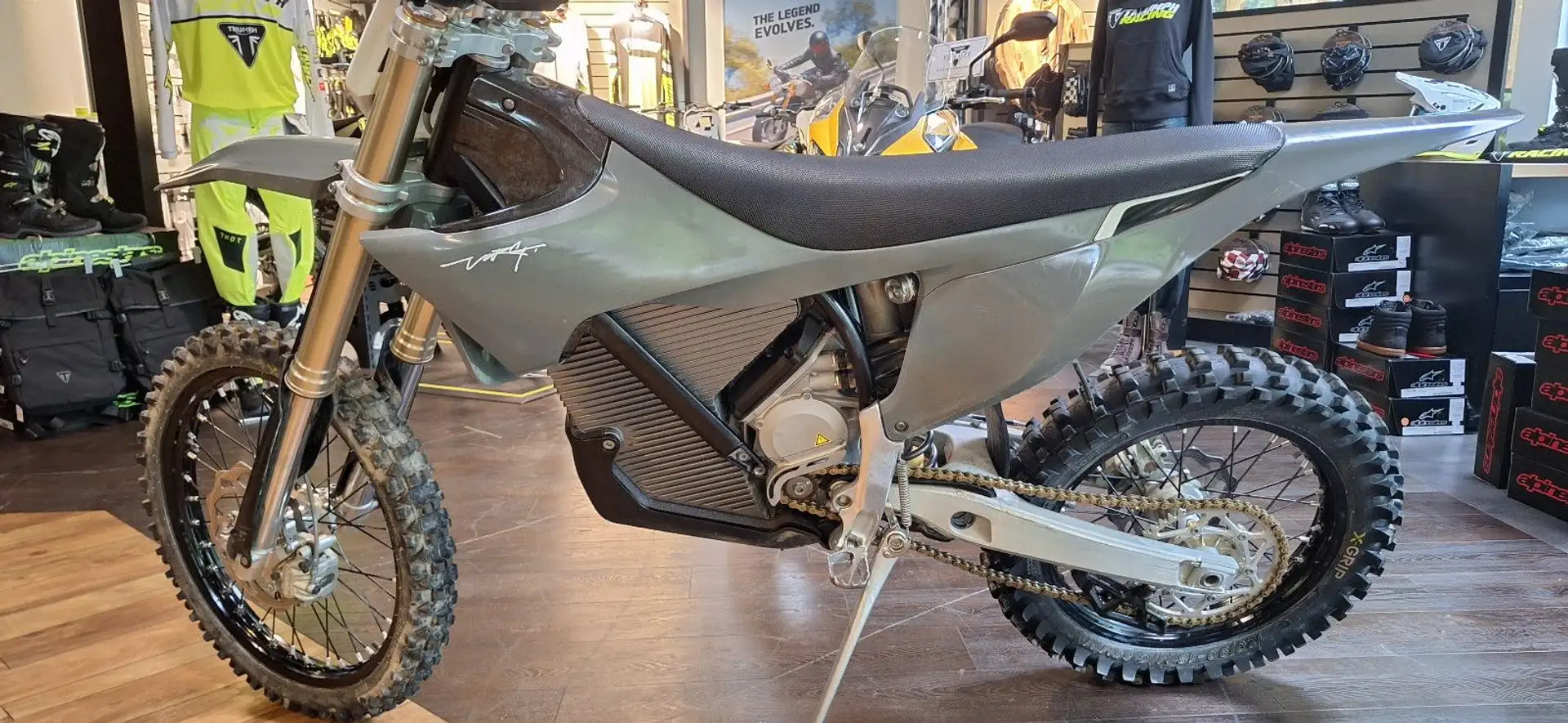 Sonstige Marken VARG ALPHA MX 80 PS ERST 32 STUNDEN Grau - 2