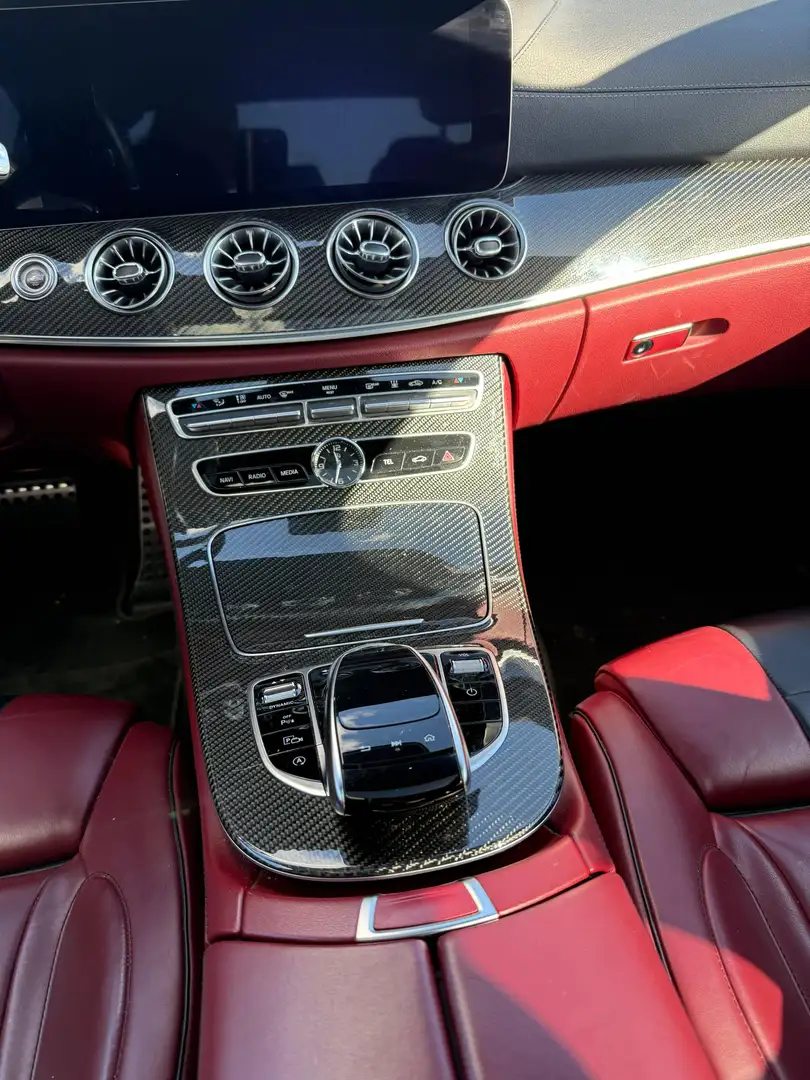Mercedes-Benz CLS 300 CLS Coupe Diesel d 9G-TRONIC AMG Line Schwarz - 2