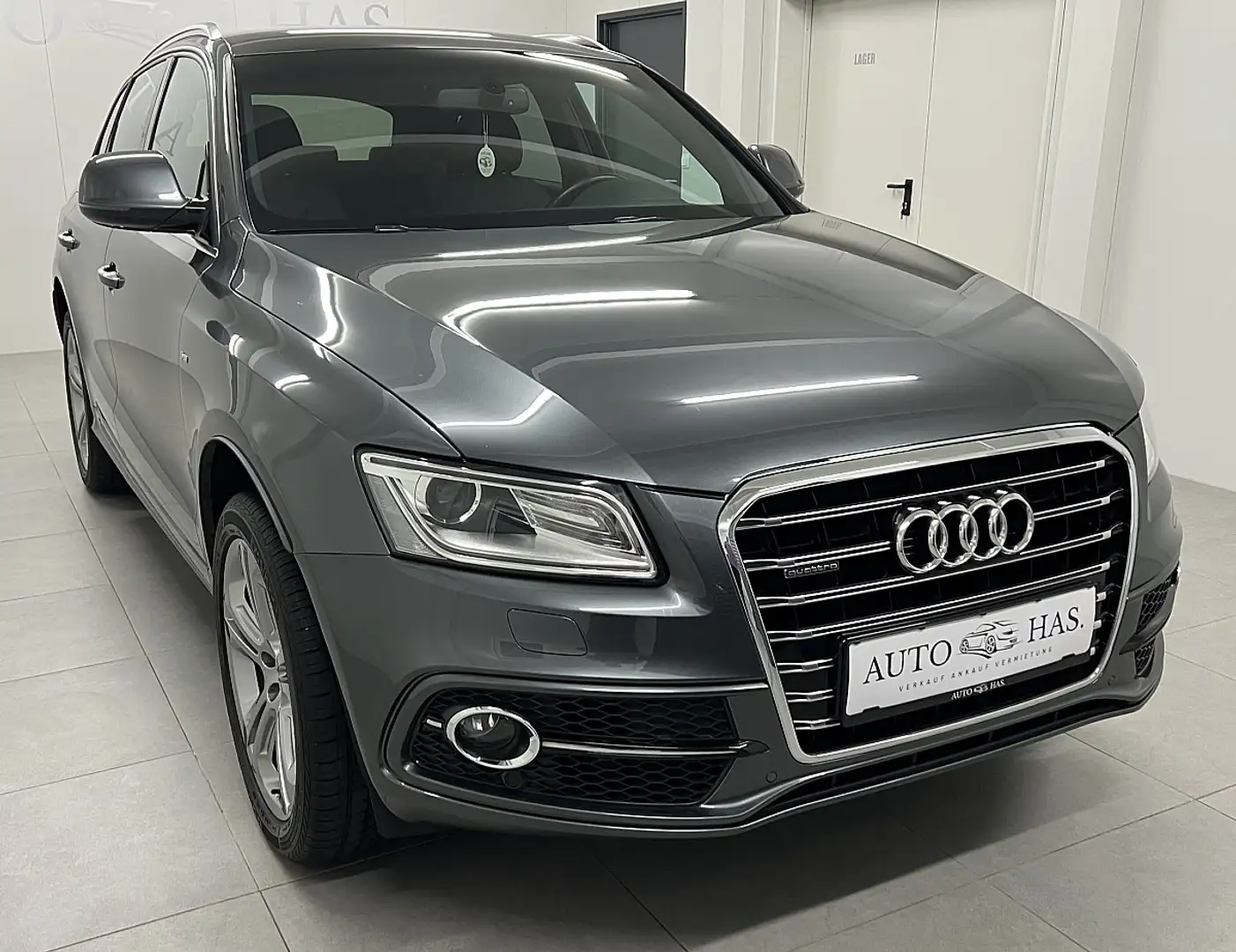 Audi Q5 2,0 TDI quattro Sport S-tronic*Leder*Xenon*Top ... Grau - 1