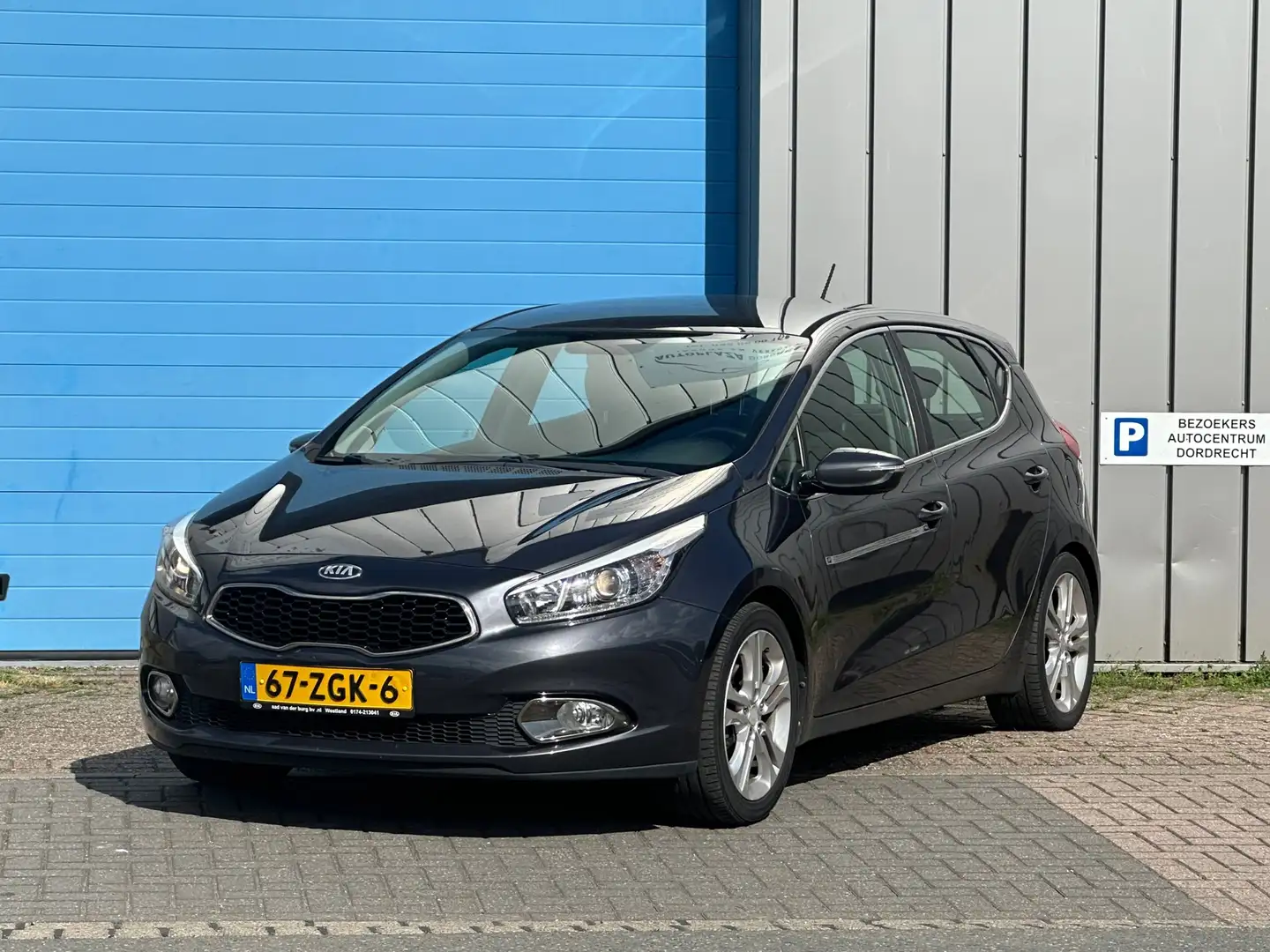 Kia Ceed / cee'd 1.6 GDI Comfort Pack NAVI TREKHAAK Grijs - 2