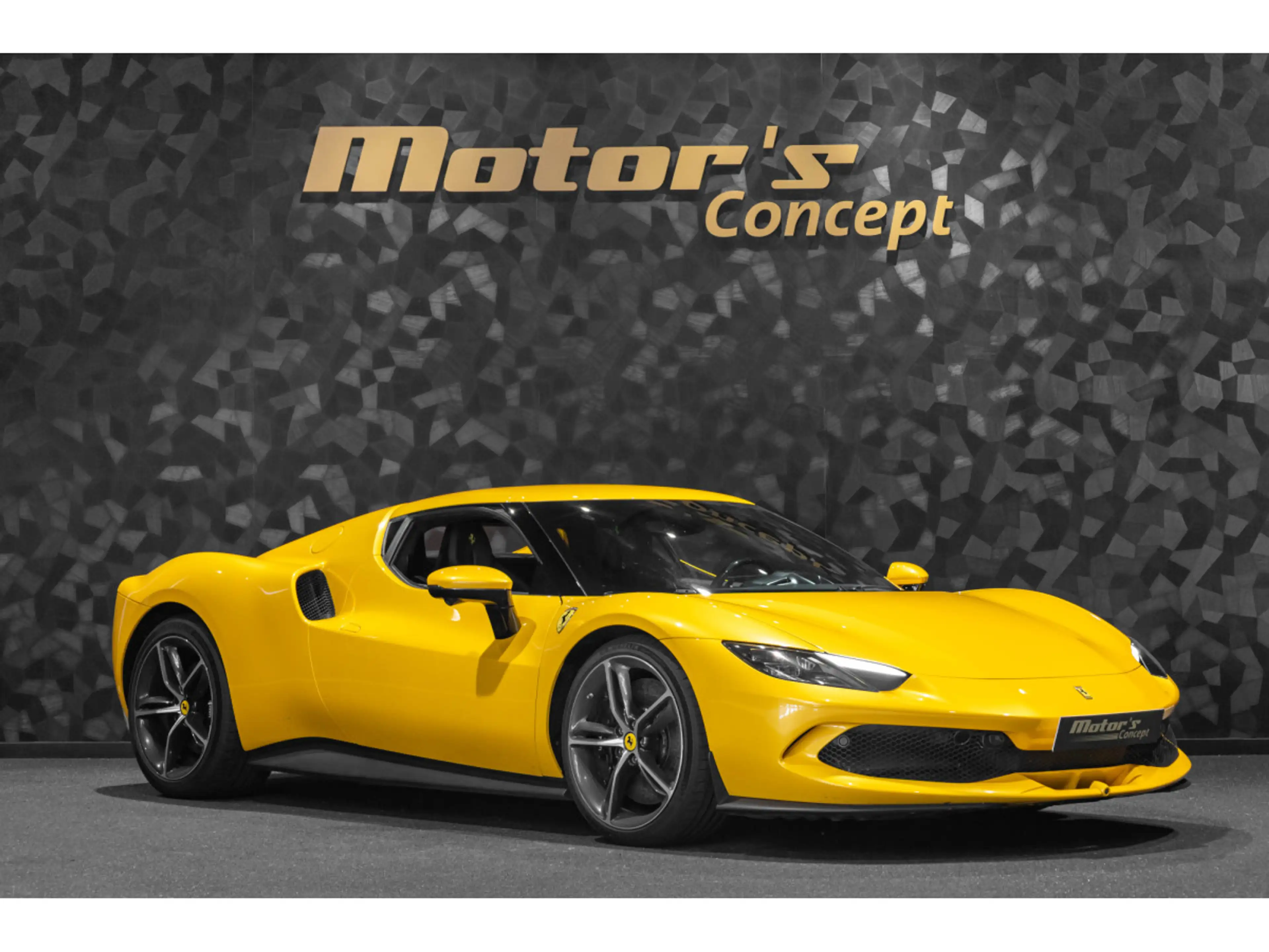 Ferrari 296 GTB GIALLO TRIPLO STRATO EXTRARANGE — photo 6